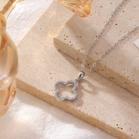 Clover Necklace - Silver
