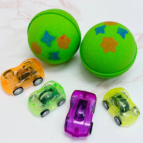 ~ DAY 7 - Pull Back Car Toy Surprise Bath Bomb ~