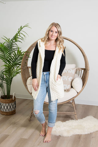 Ashlyn Quilted Vest - Cream